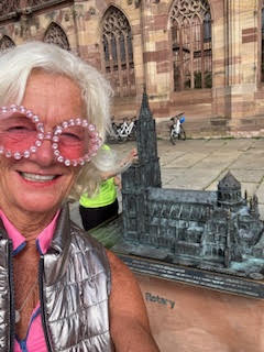 Theodora visits Notre Dame Paris