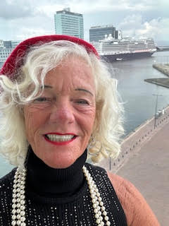 Theodora sailing in Amsterdam