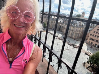 Theodora visits Notre Dame Paris